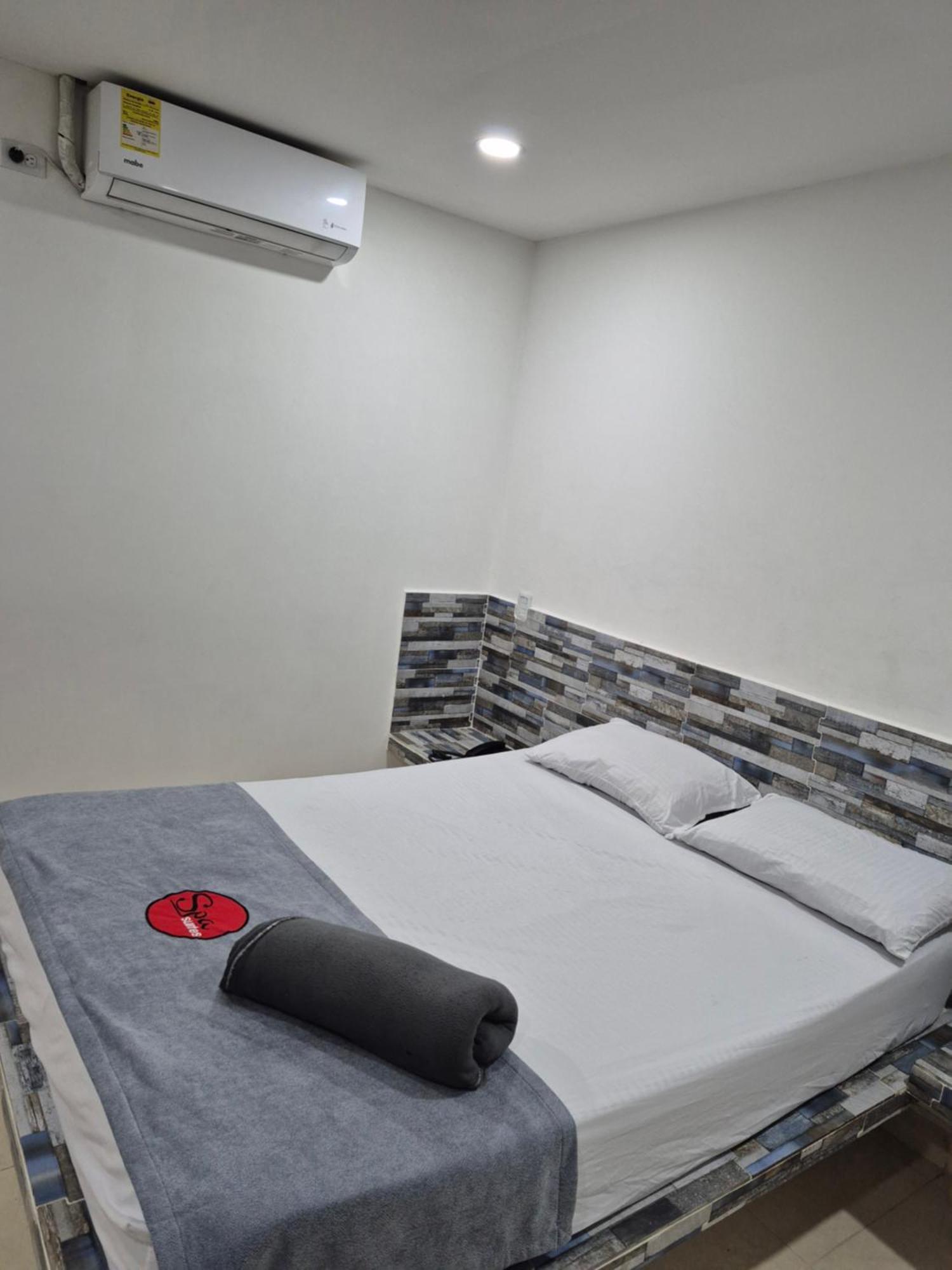 Hotel Spa Laureles Медельїн Екстер'єр фото